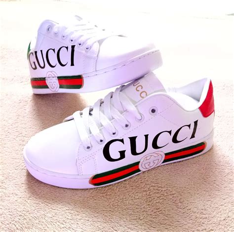 fotos de tenis gucci